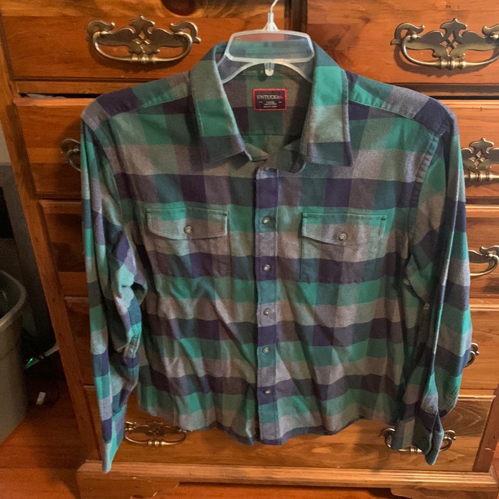 Men’s Untukit brand flannnel